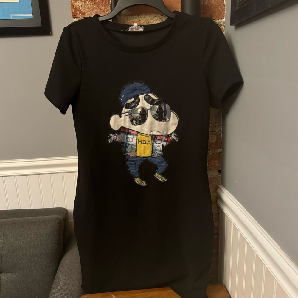 Tea & Cup Los Angeles Black Dress Shin Chan Graphic Sunglasses Size Medium
